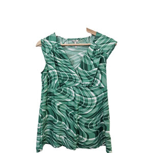 Metro 7 green and white patterned wrap top